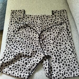 Balance Athletica (Vitality) Ascend Midnight Snow Leopard Leggings